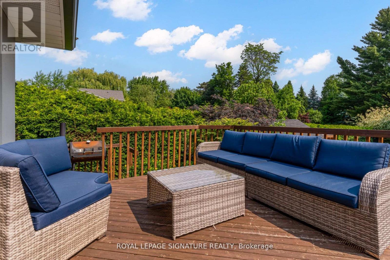 Photo 39 of 383 Maplehurst Avenue, Oakville ON