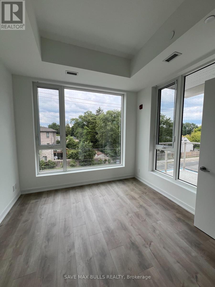 Photo 14 of 302 722 Marlee Avenue, Toronto ON