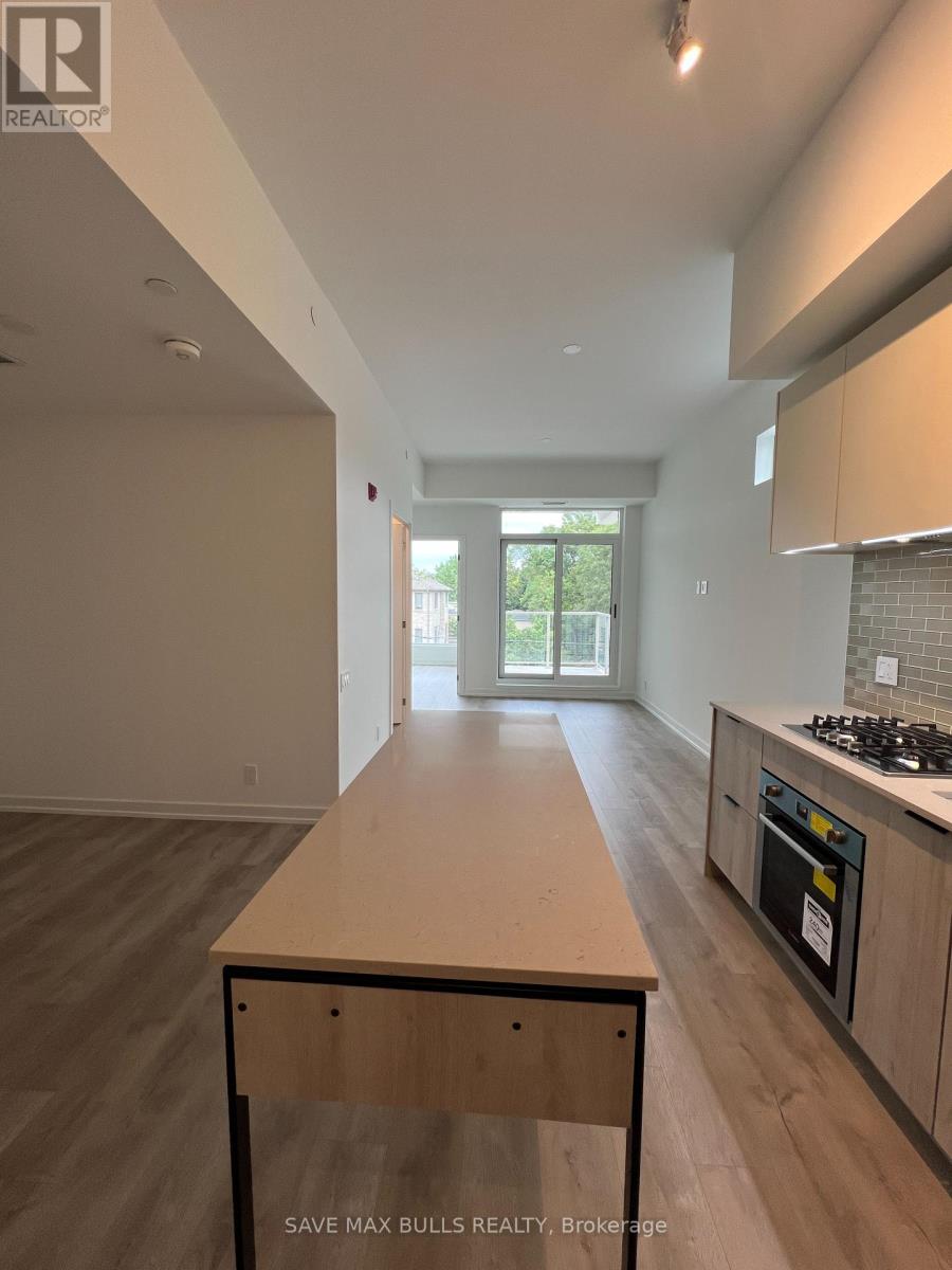 Photo 6 of 302 722 Marlee Avenue, Toronto ON