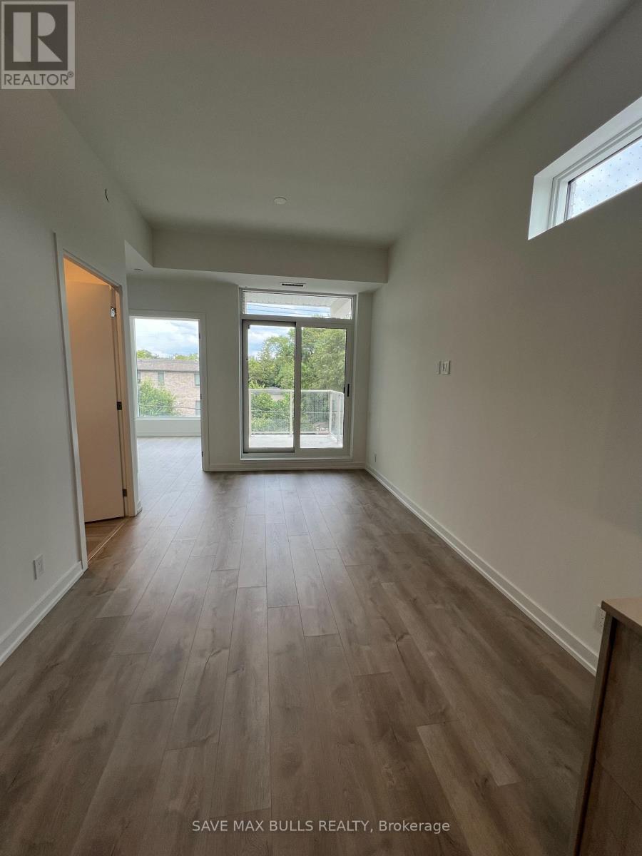 Photo 9 of 302 722 Marlee Avenue, Toronto ON