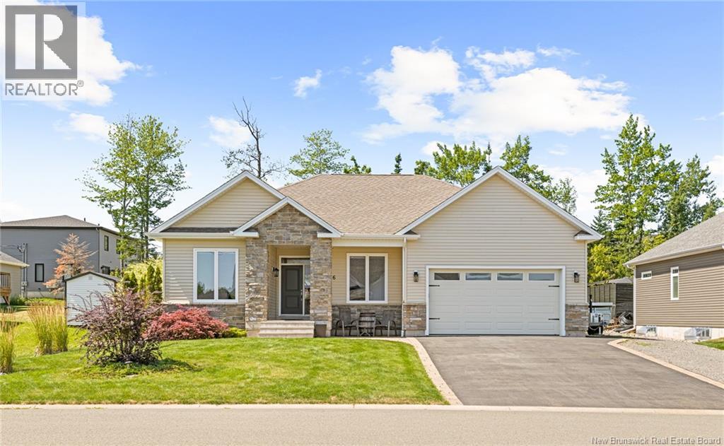Photo 1 of 16 Louis Arthur Court, Dieppe NB