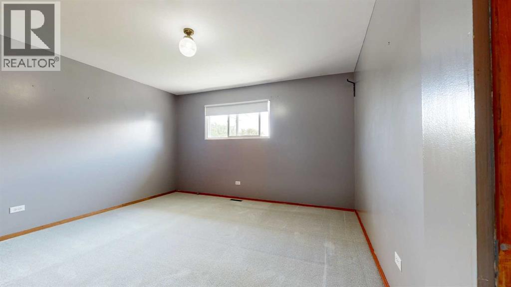 Photo 9 of 9523 99 Avenue, Grande Prairie AB