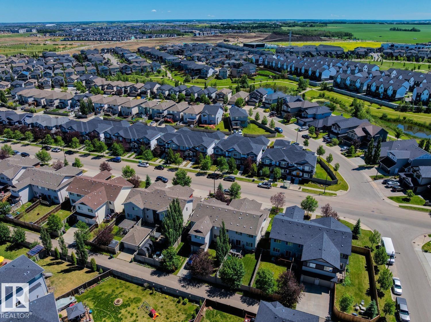 Photo 27 of 560 Chappelle Dr Sw, Edmonton AB