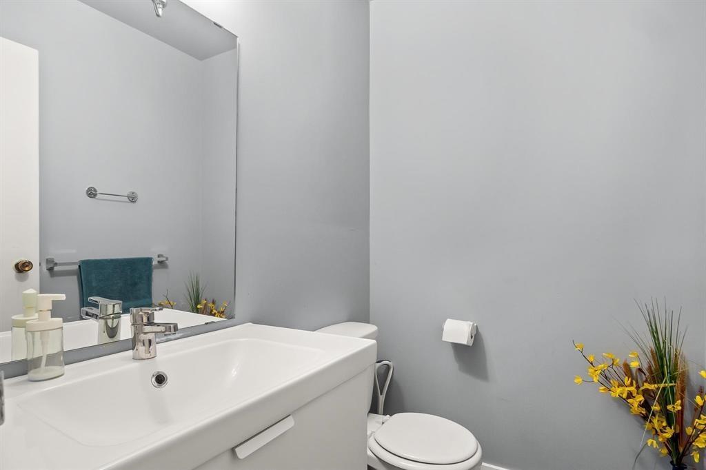 Photo 12 of 69 13880 74 Avenue, Surrey BC