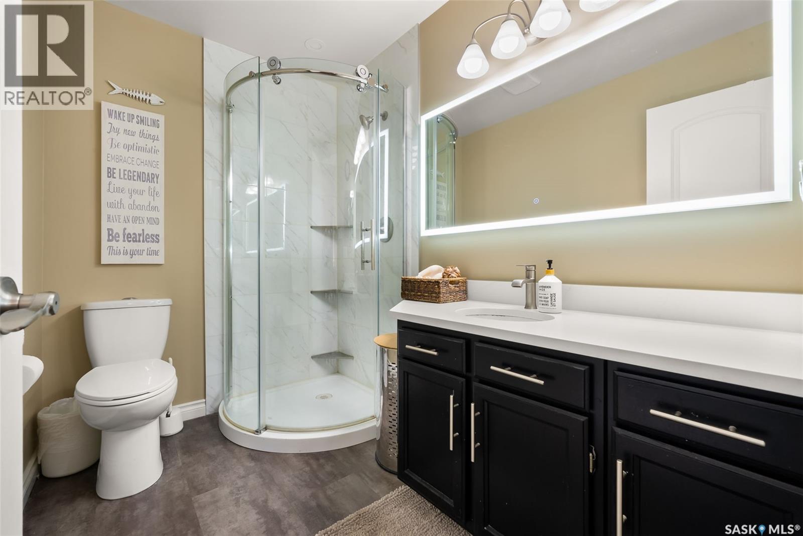 Photo 4 of 3339 Bloore Bay E, Regina SK