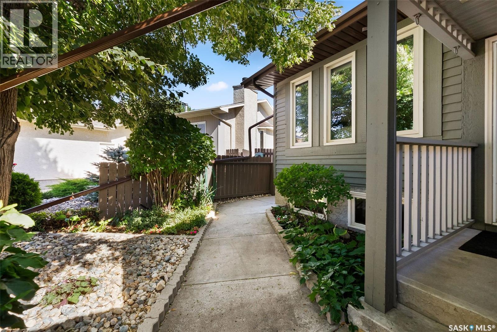 Photo 13 of 3339 Bloore Bay E, Regina SK