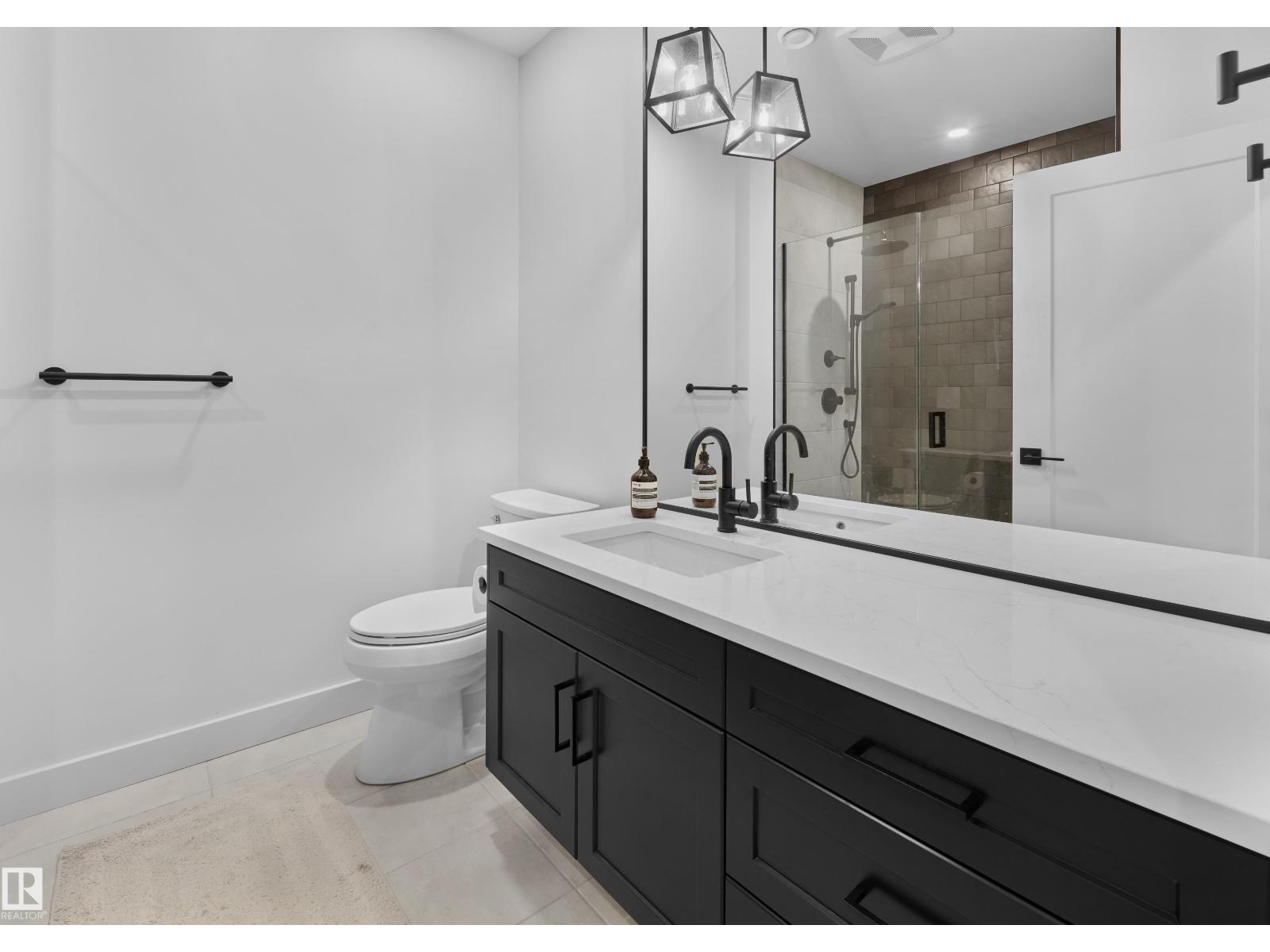 Photo 38 of 14018 104 Av Nw, Edmonton AB