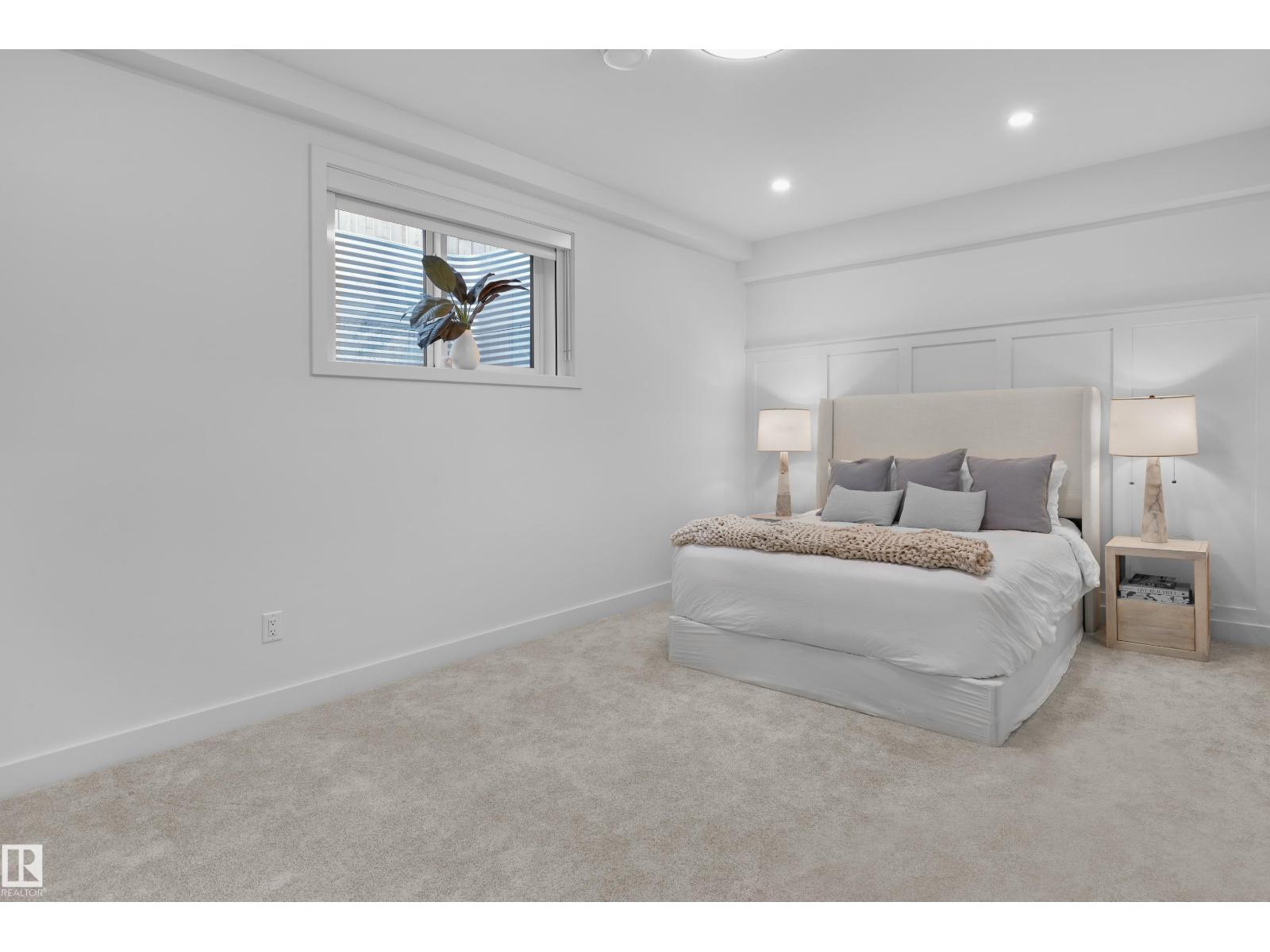 Photo 37 of 14018 104 Av Nw, Edmonton AB