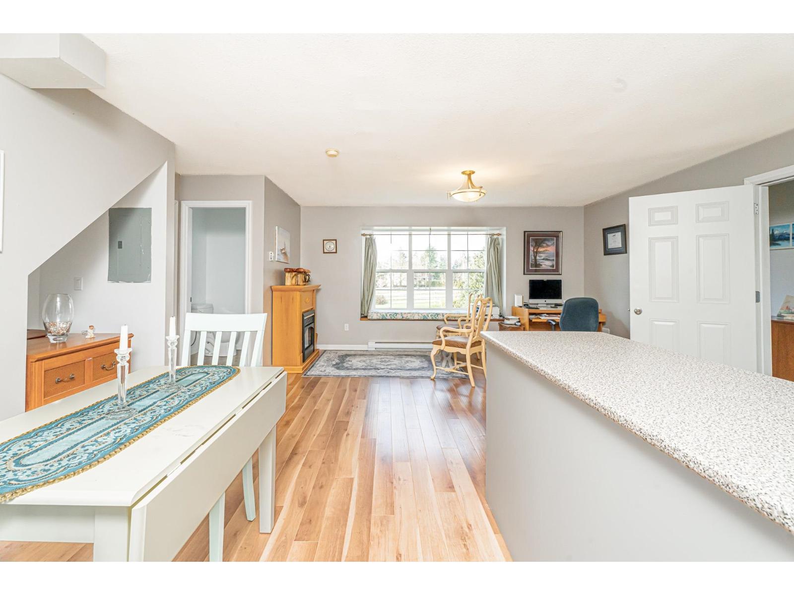 Photo 32 of 24920 30 Avenue, Langley BC
