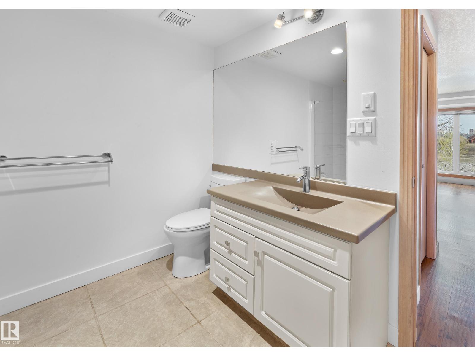 Photo 22 of 9021 98 Av Nw, Edmonton AB