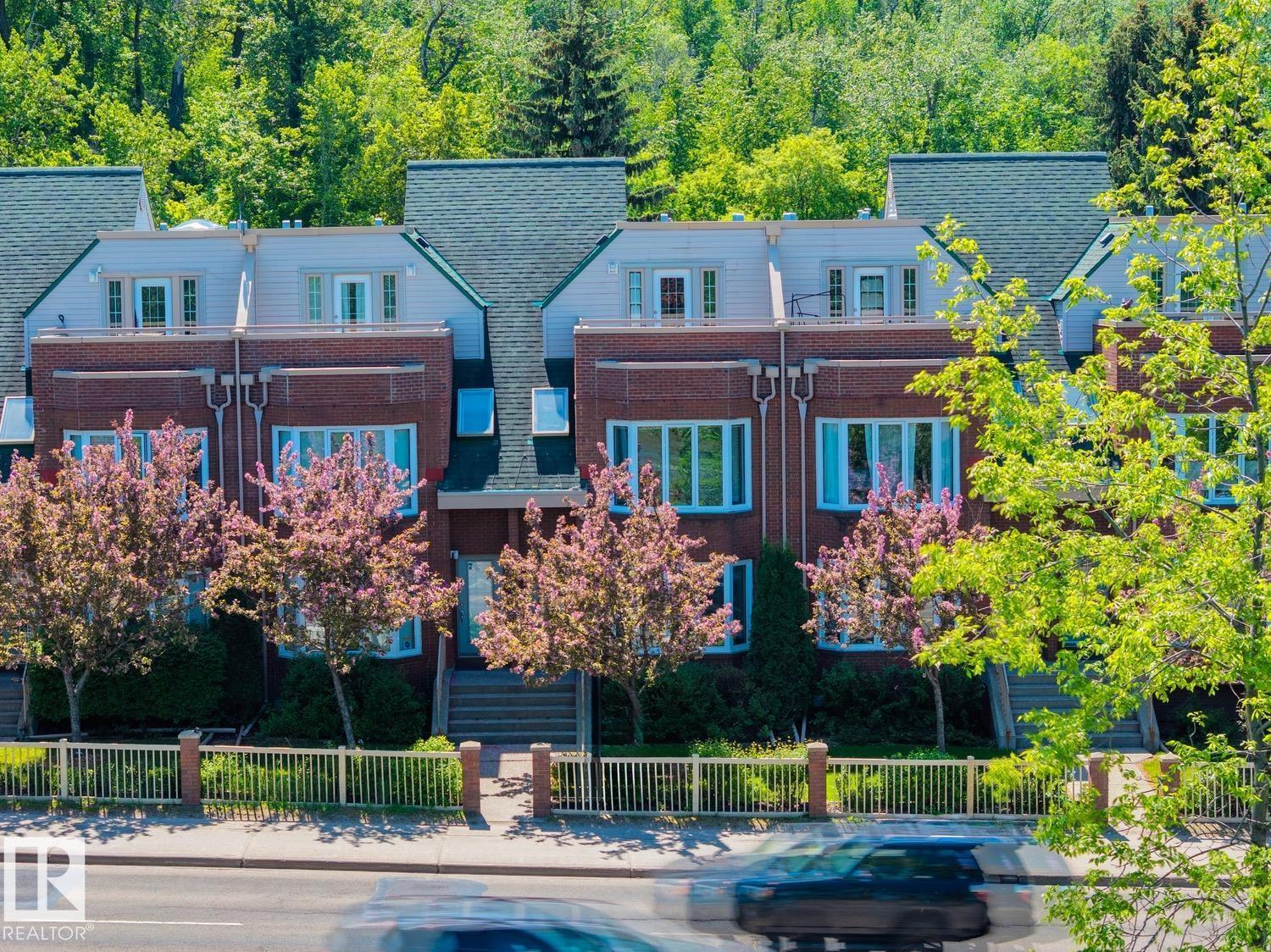 Photo 68 of 9021 98 Av Nw, Edmonton AB