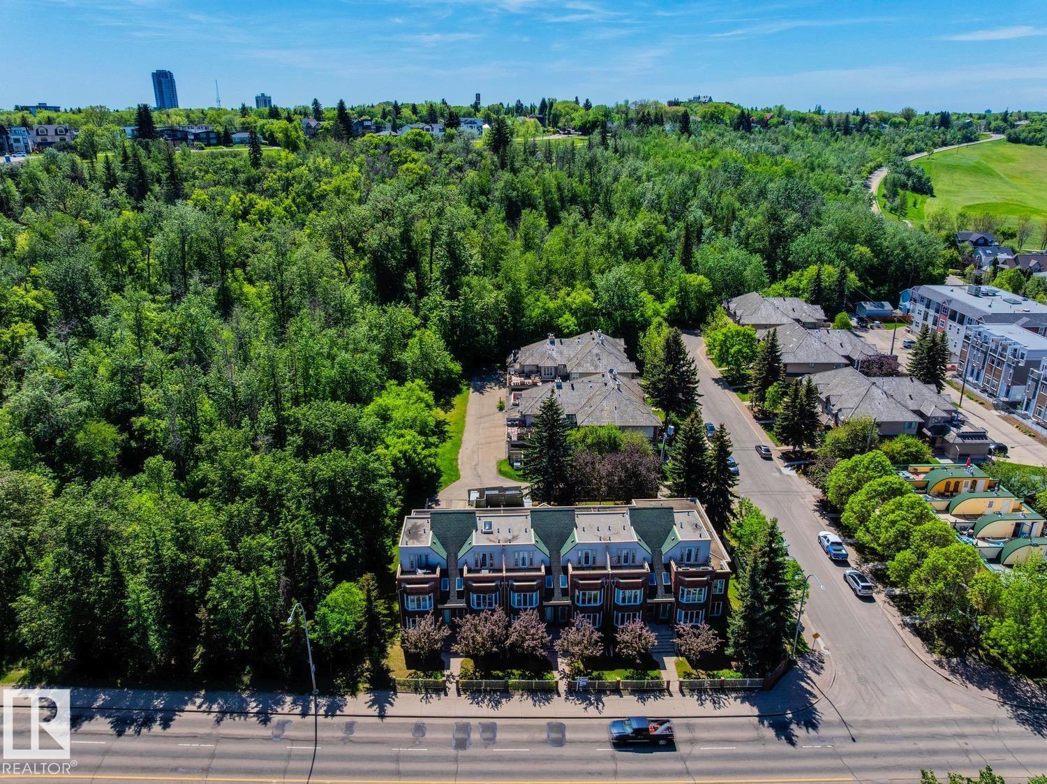 Photo 62 of 9021 98 Av Nw, Edmonton AB