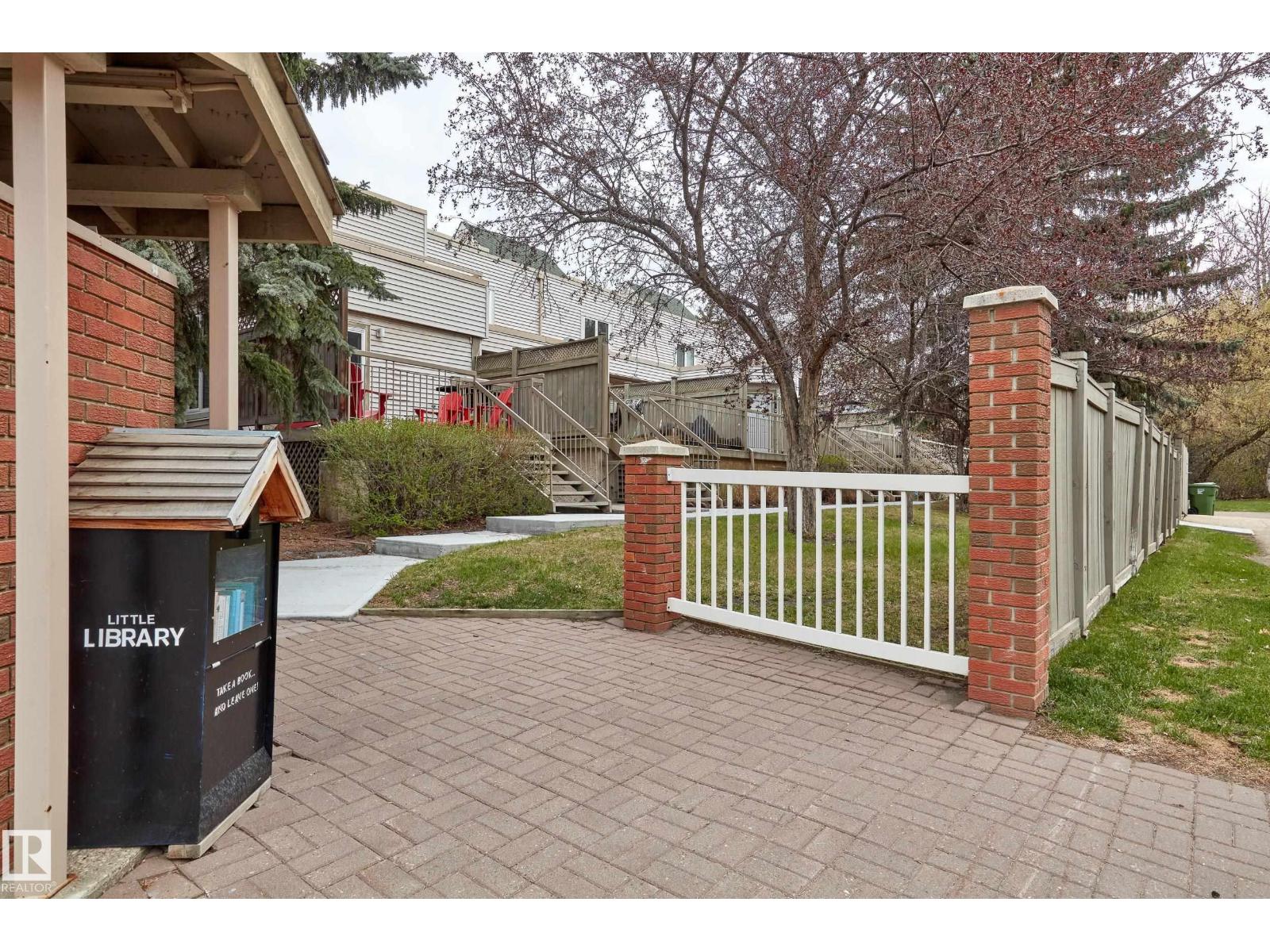 Photo 50 of 9021 98 Av Nw, Edmonton AB