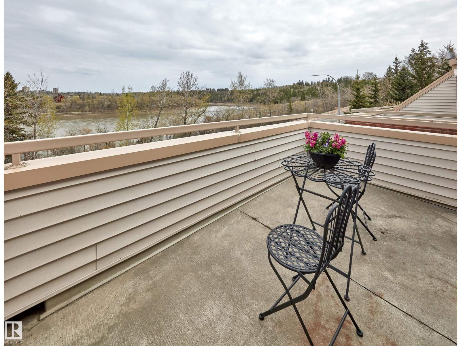 Photo 39 of 9021 98 Av Nw, Edmonton AB