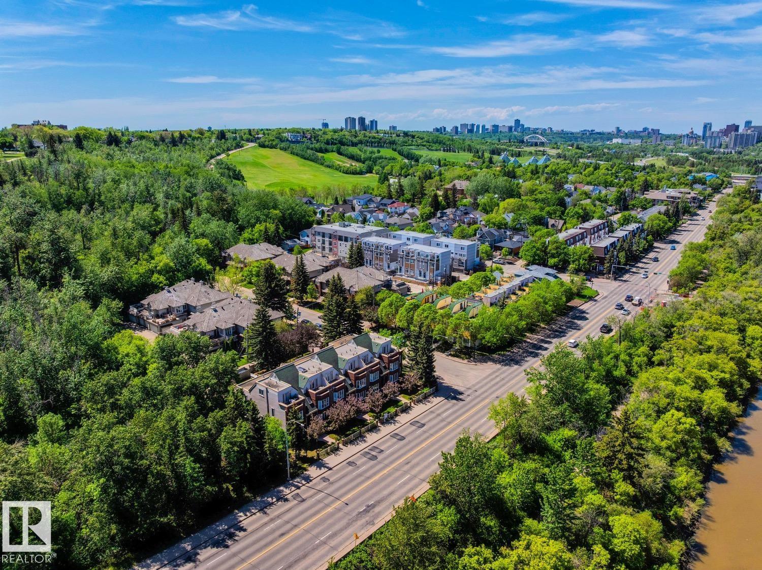 Photo 63 of 9021 98 Av Nw, Edmonton AB
