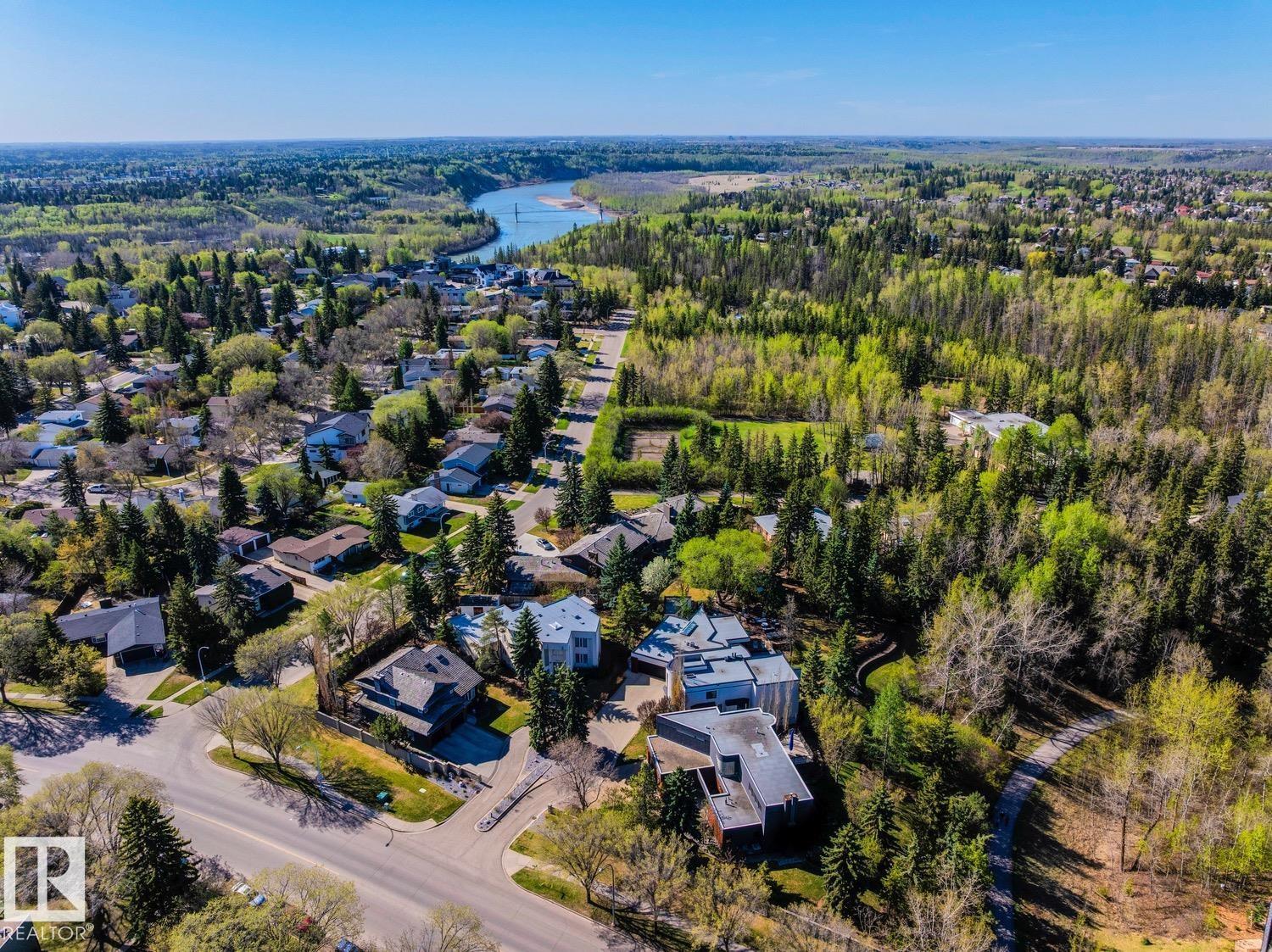 Photo 40 of 7 Patricia Pl Nw, Edmonton AB