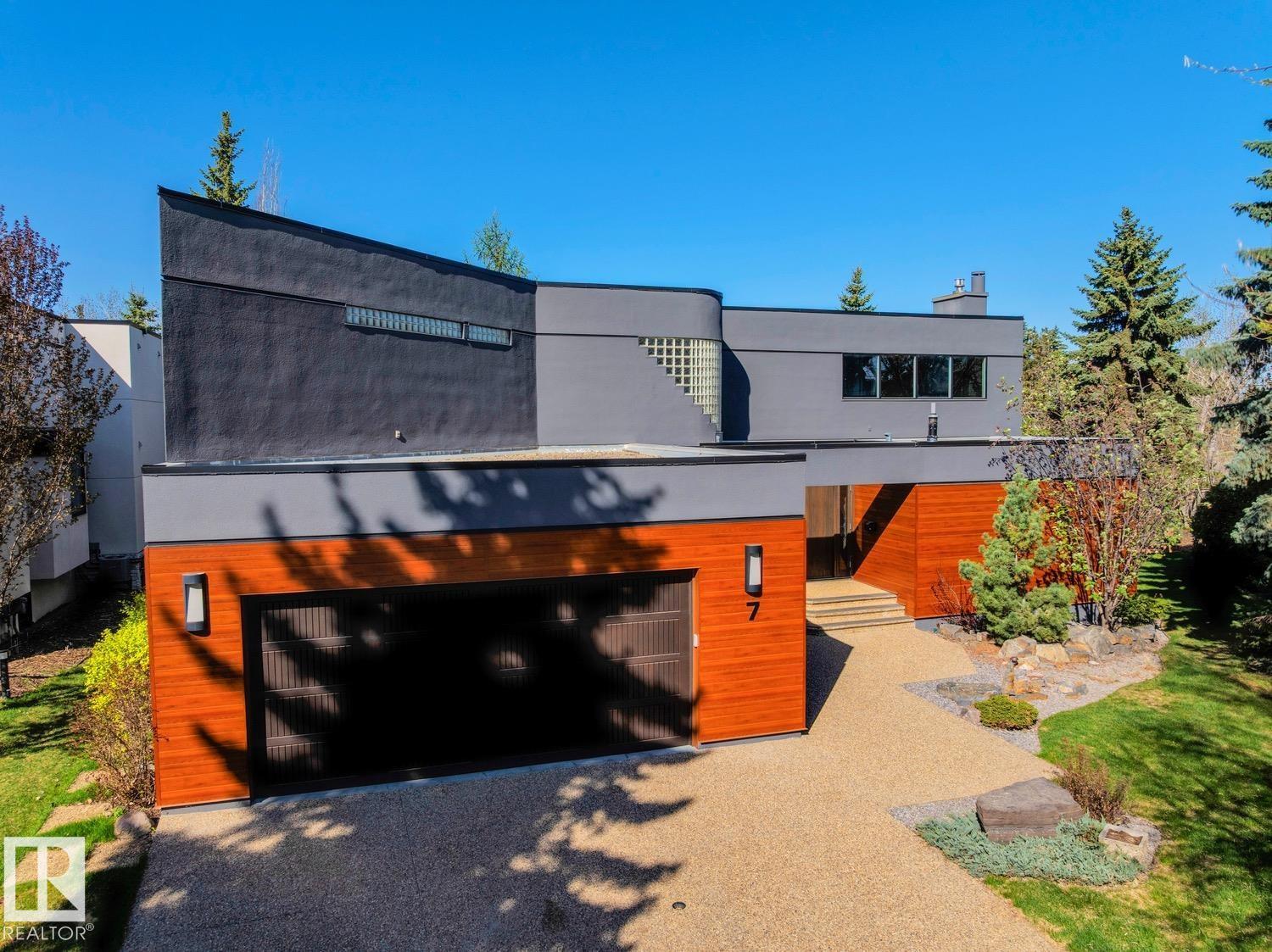 Photo 9 of 7 Patricia Pl Nw, Edmonton AB