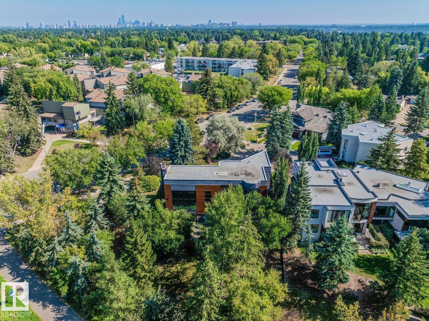 Photo 24 of 7 Patricia Pl Nw, Edmonton AB