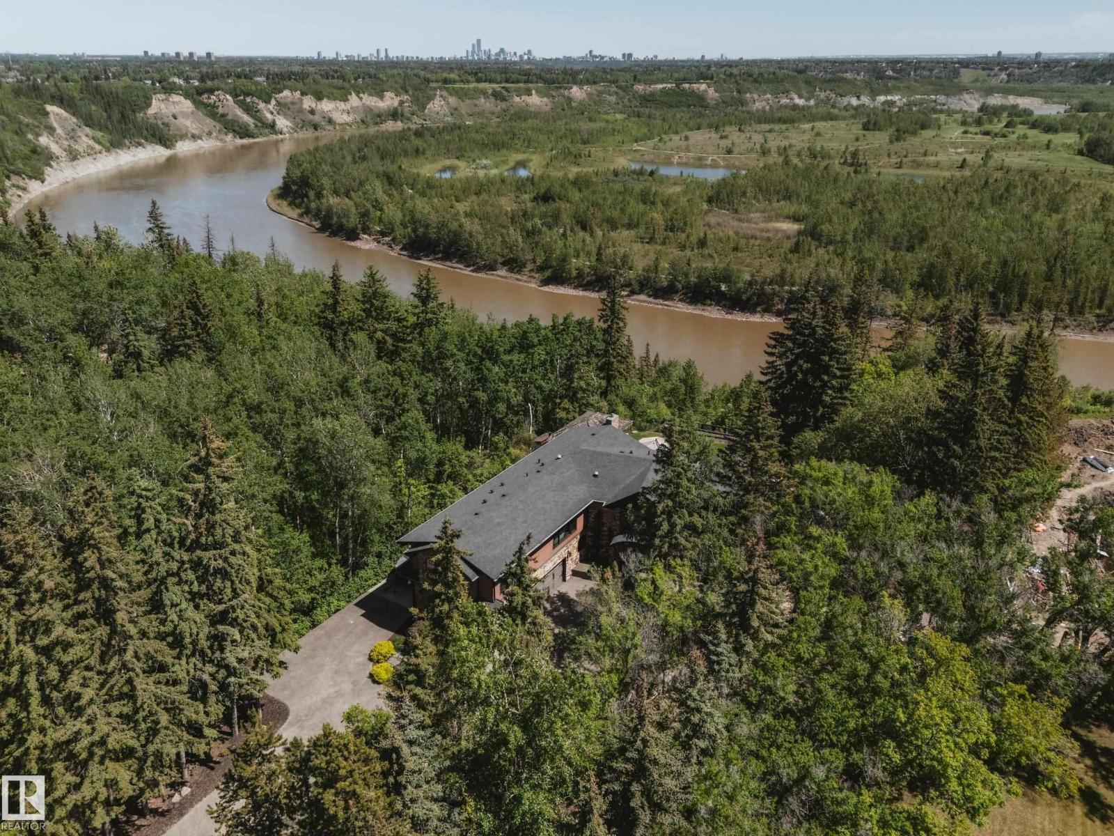Photo 1 of 5 Donsdale Cr Nw, Edmonton AB
