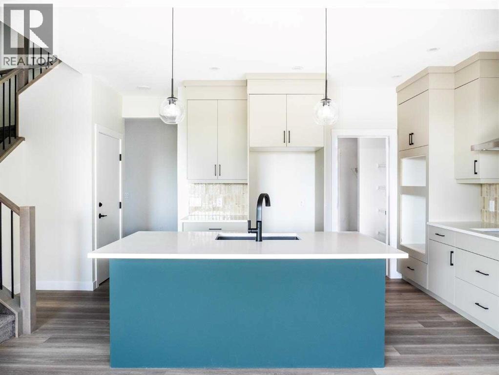 Single Family House for Sale in  Creekstone Circle SW Pine Creek Calgary 