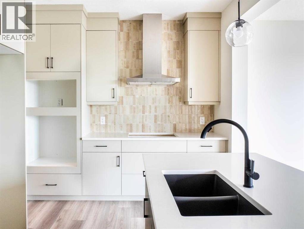 Single Family House for Sale in  Creekstone Circle SW Pine Creek Calgary 
