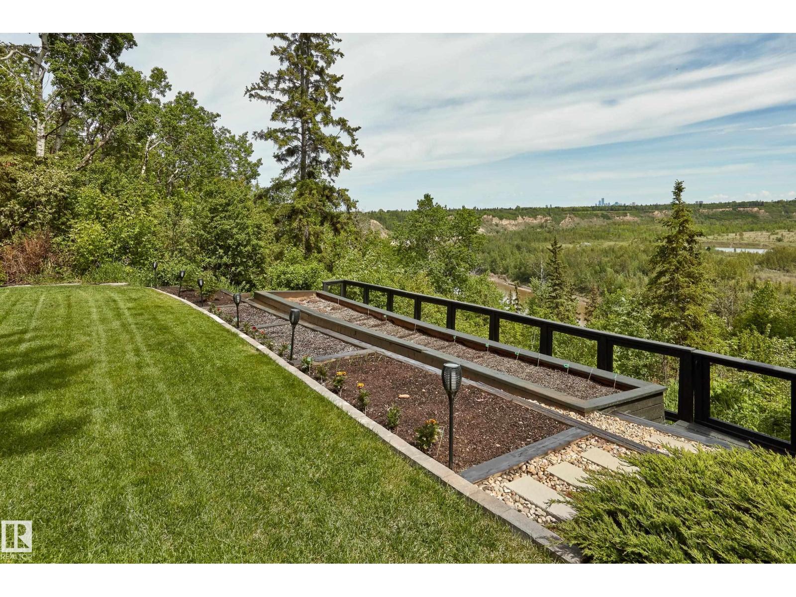 Photo 53 of 5 Donsdale Cr Nw, Edmonton AB