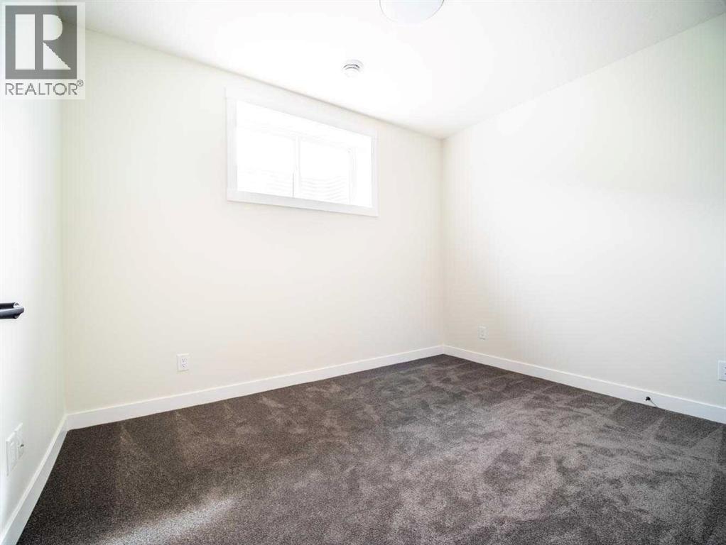 Single Family House for Sale in  Creekstone Circle SW Pine Creek Calgary 