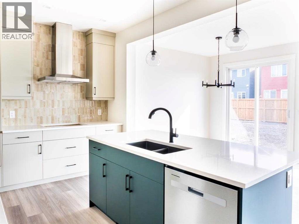 Single Family House for Sale in  Creekstone Circle SW Pine Creek Calgary 
