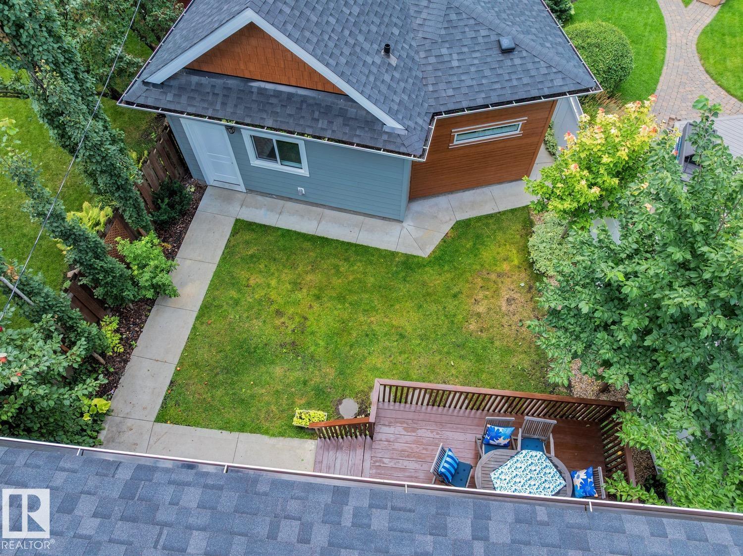 Photo 36 of 13107 Churchill Cr Nw, Edmonton AB