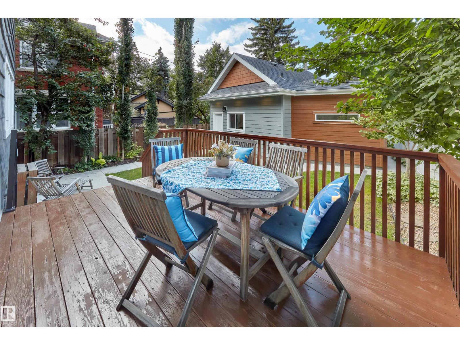 Photo 29 of 13107 Churchill Cr Nw, Edmonton AB