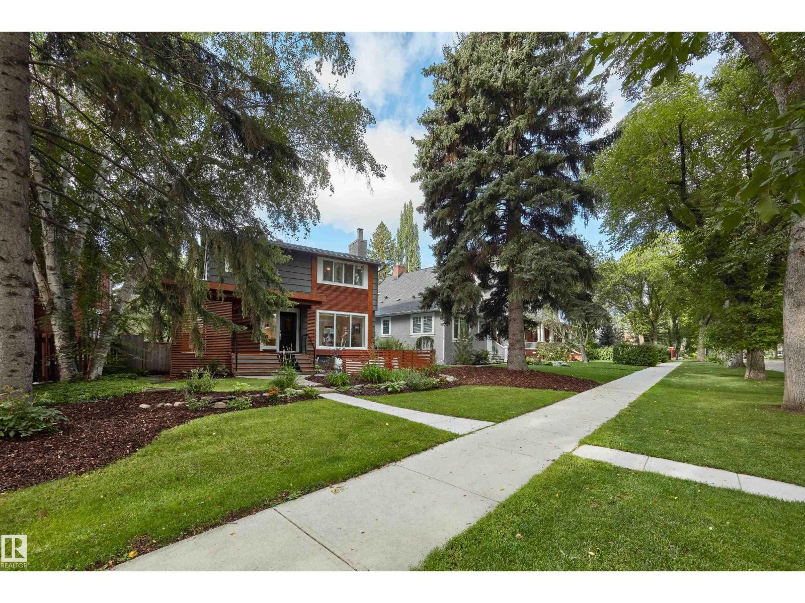 Photo 43 of 13107 Churchill Cr Nw, Edmonton AB