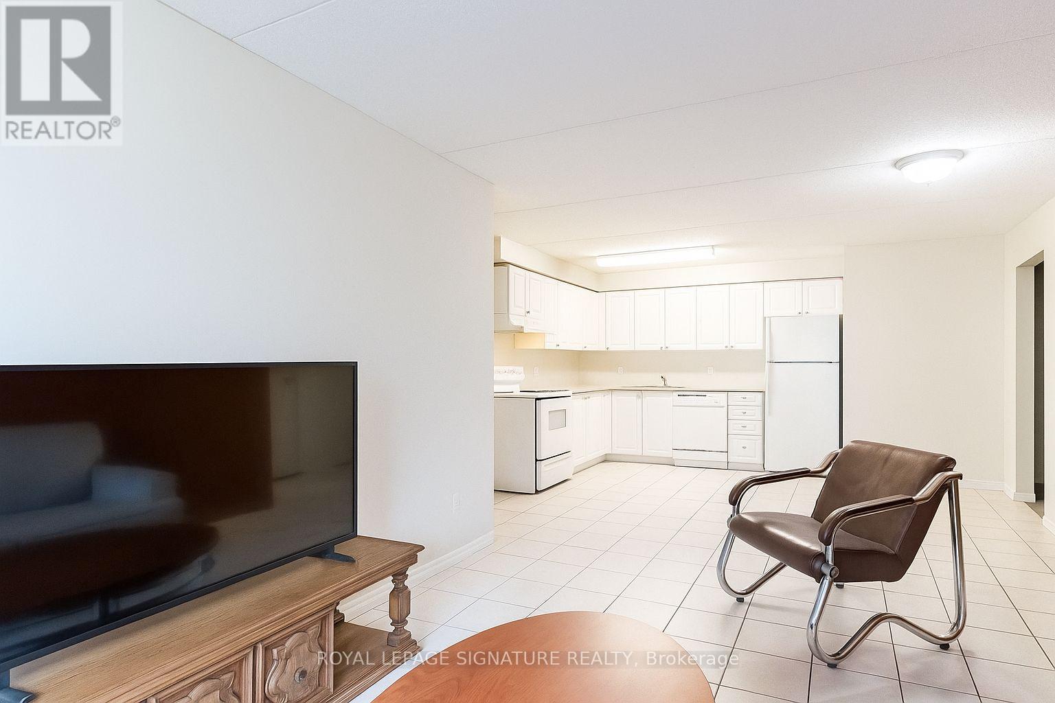 Photo 11 of 301 261 Lester Street, Waterloo ON