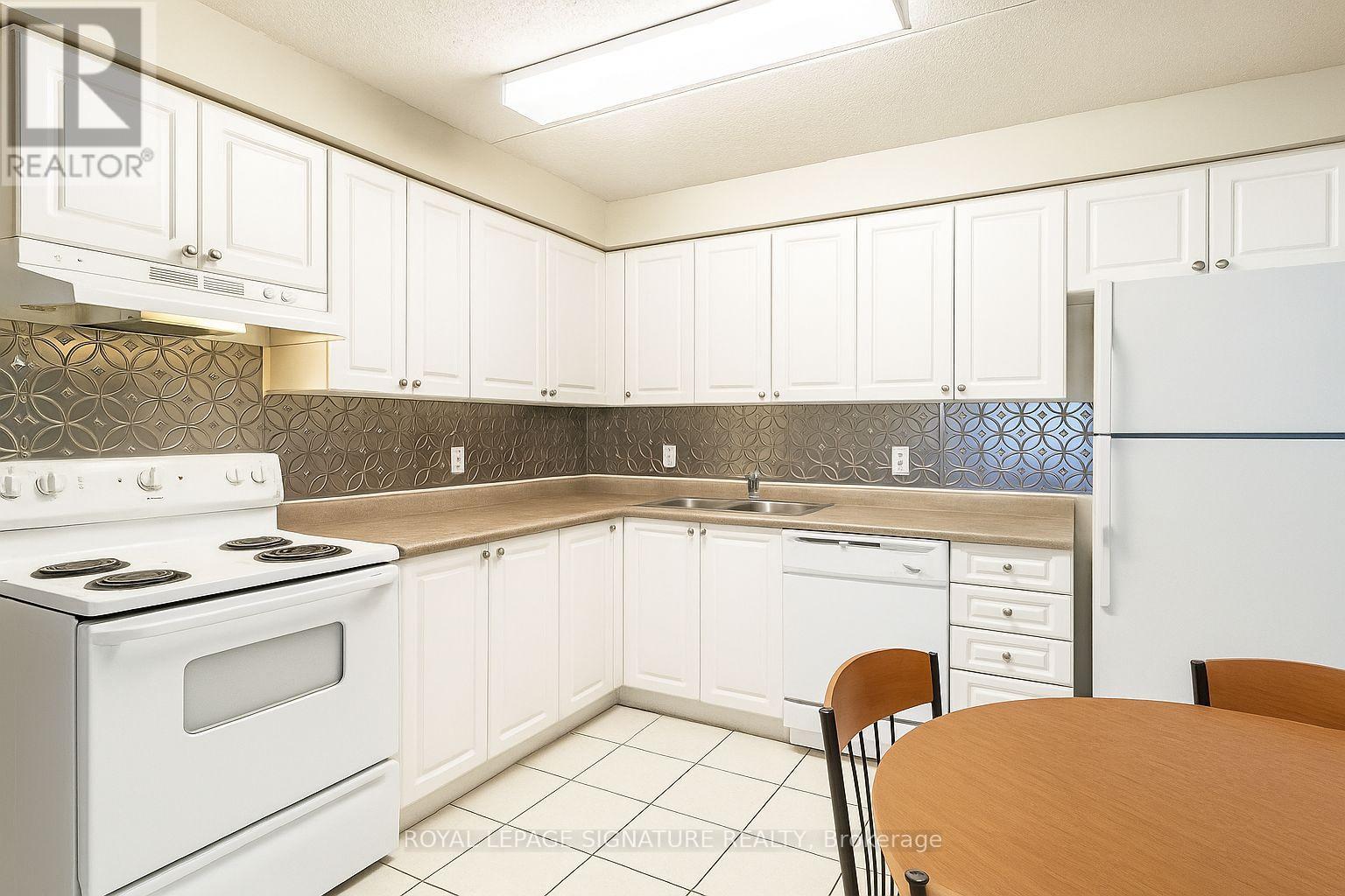 Photo 9 of 301 261 Lester Street, Waterloo ON