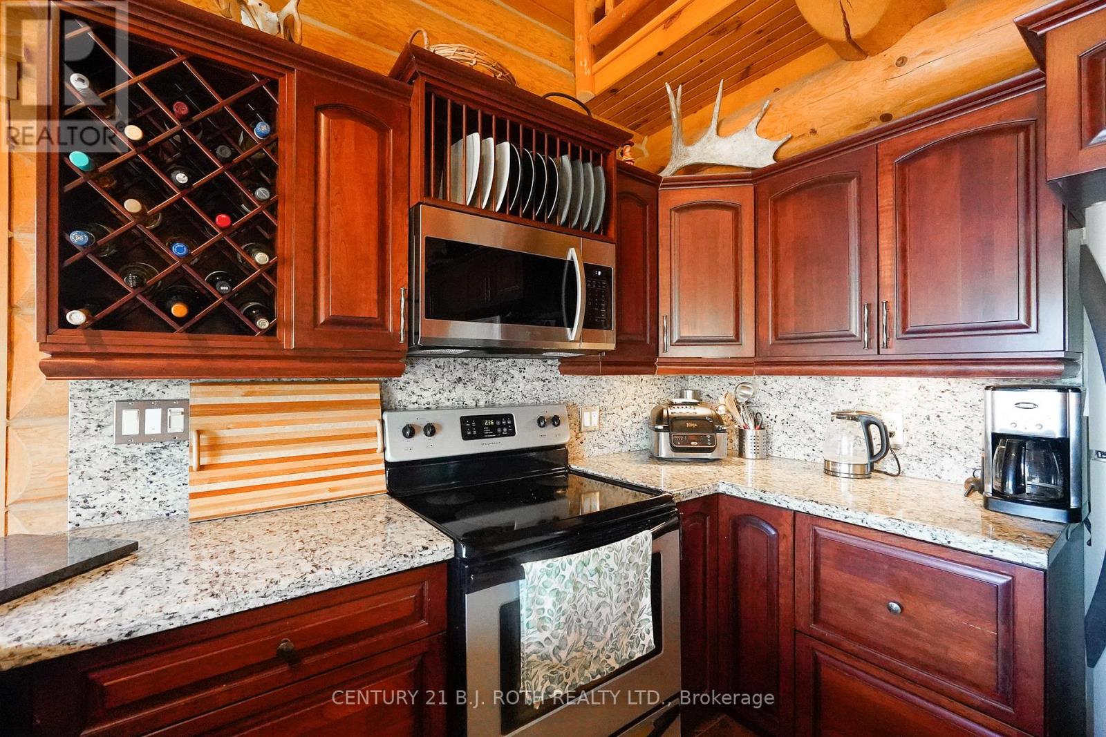 Photo 12 of 59 White Bear Court, Temagami ON