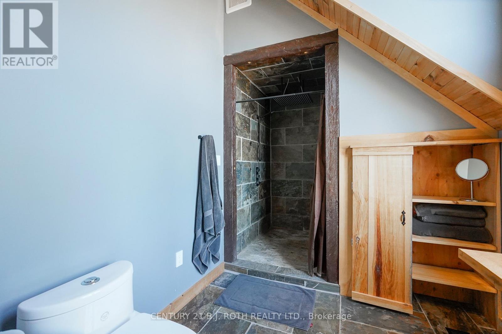 Photo 24 of 59 White Bear Court, Temagami ON