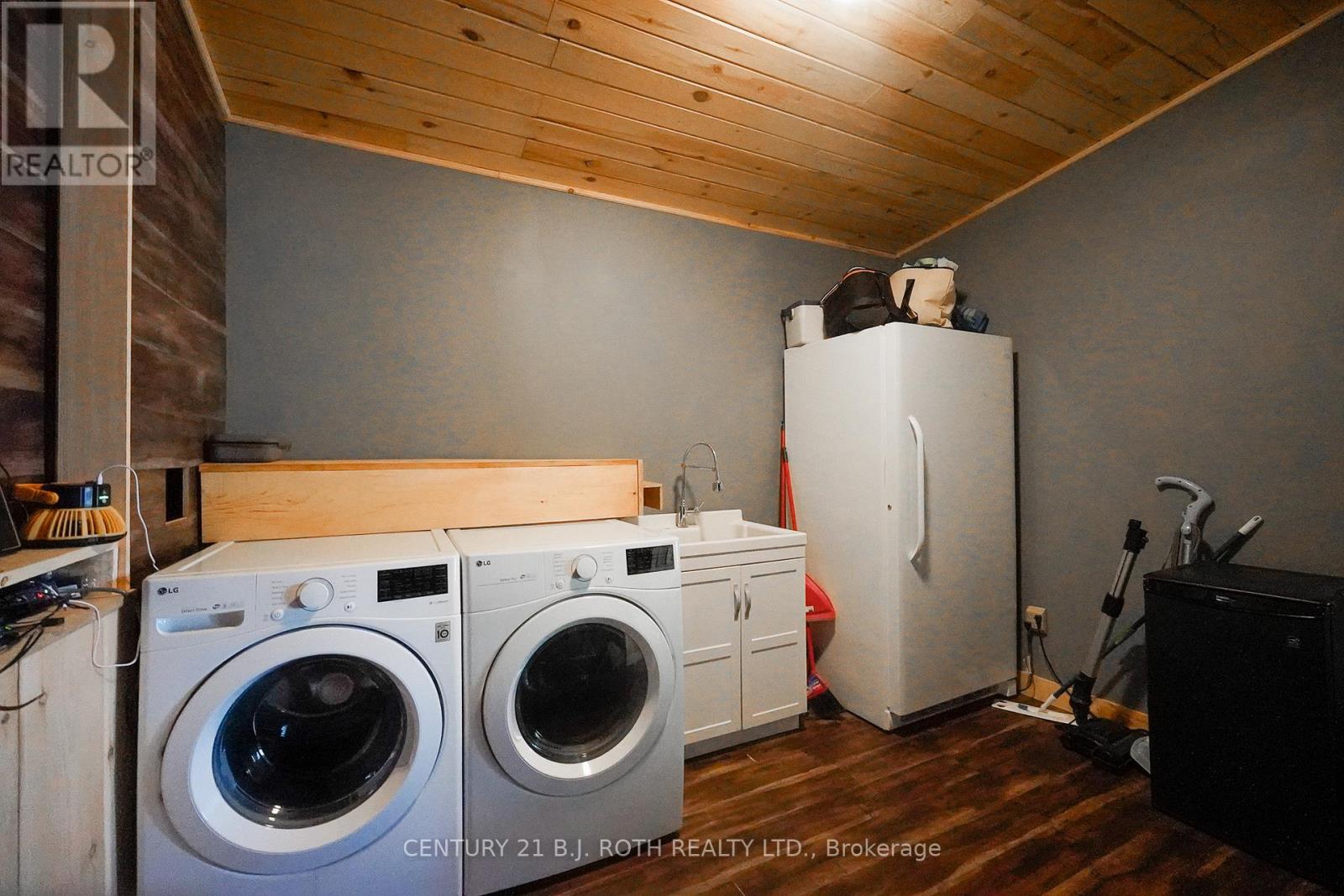 Photo 30 of 59 White Bear Court, Temagami ON