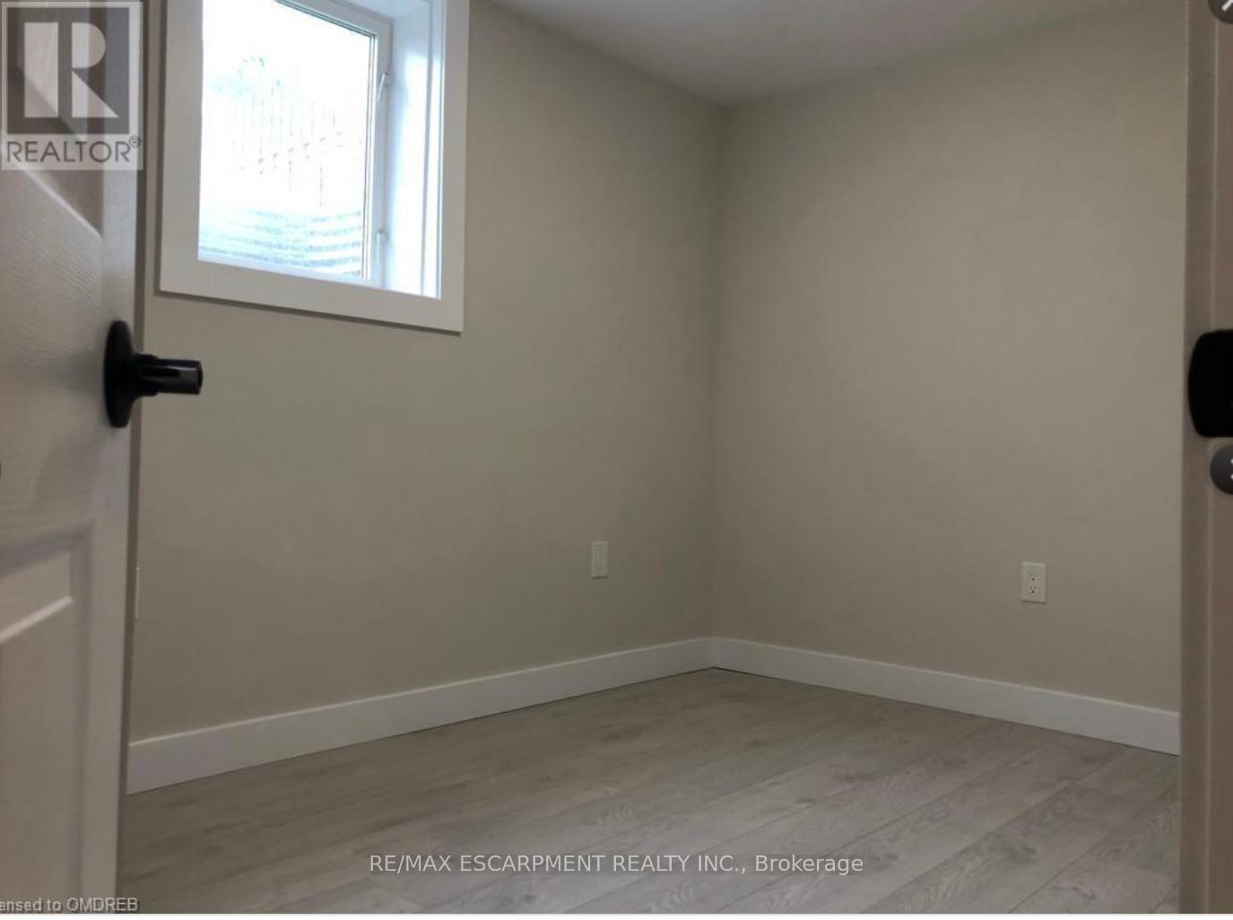 Photo 8 of Lower 7 Chalmers Street, St Catharines ON