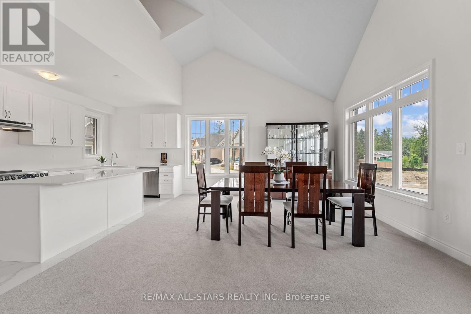 Photo 16 of 4 Palmira Drive, Georgina ON