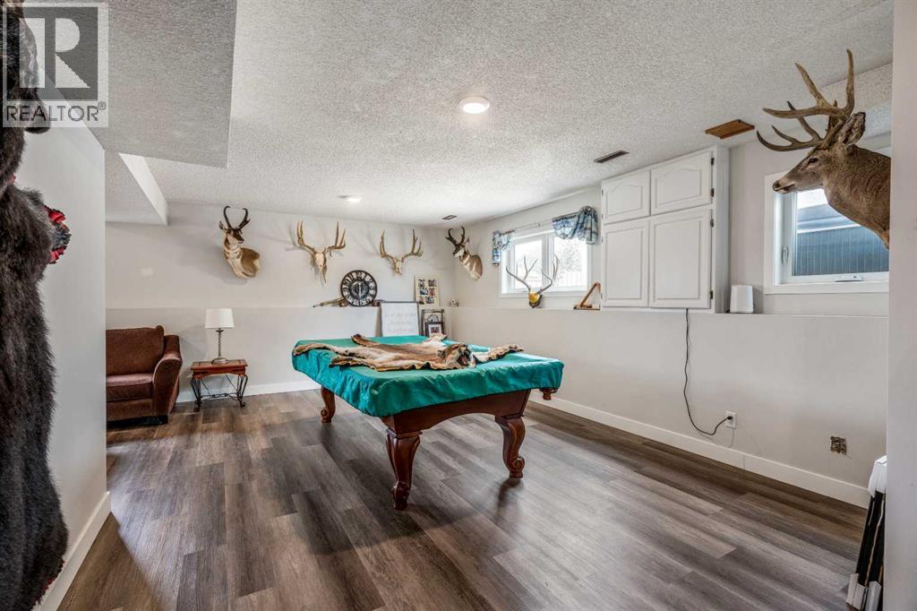 Photo 25 of 6017 57 Street, Taber AB