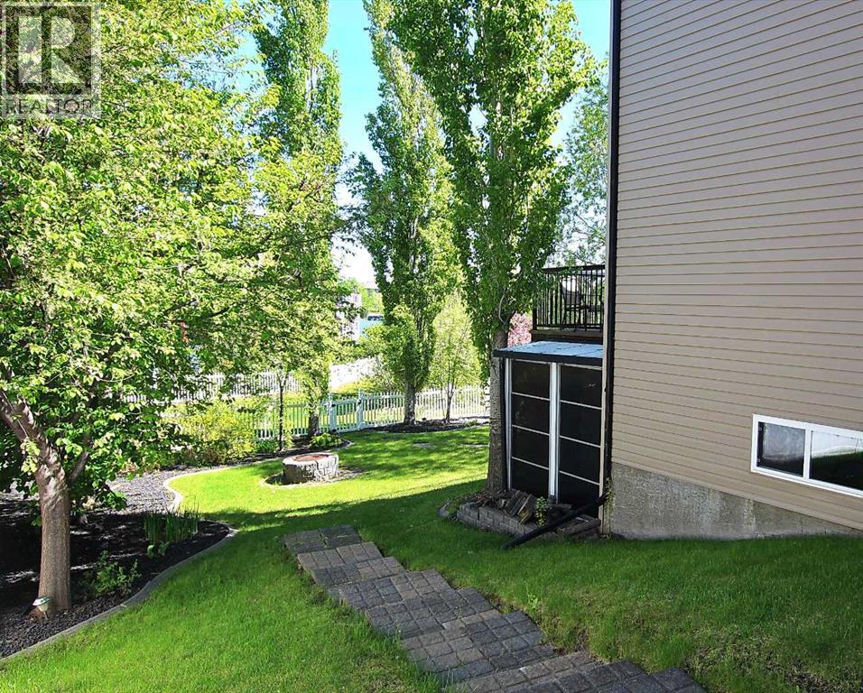 Photo 29 of 18 Lakeland Road, Sylvan Lake AB