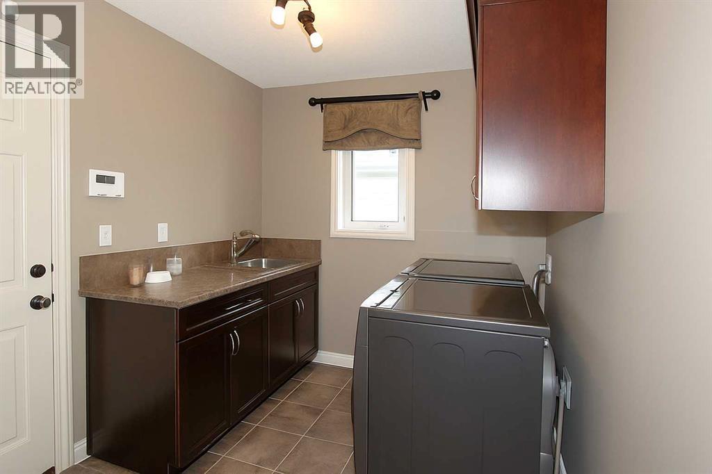 Photo 21 of 18 Lakeland Road, Sylvan Lake AB