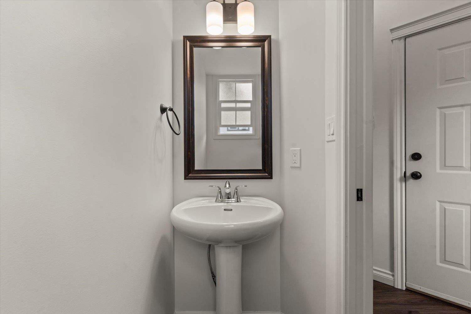 Photo 13 of 21 6577 Southdowne Place Sardis South, Chilliwack BC