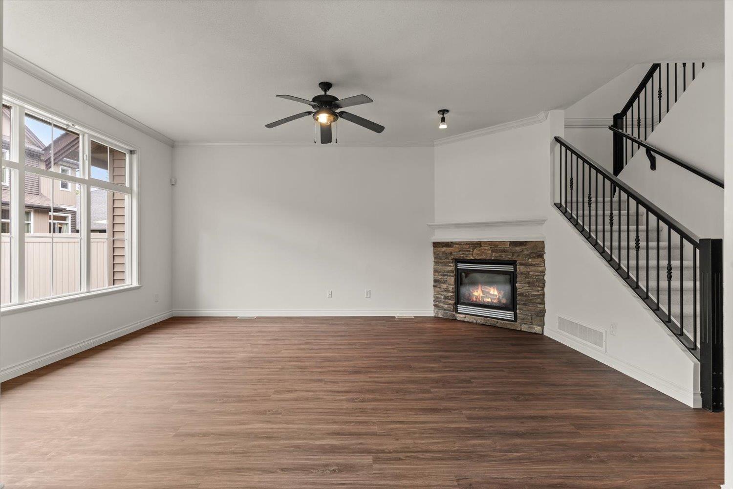 Photo 4 of 21 6577 Southdowne Place Sardis South, Chilliwack BC