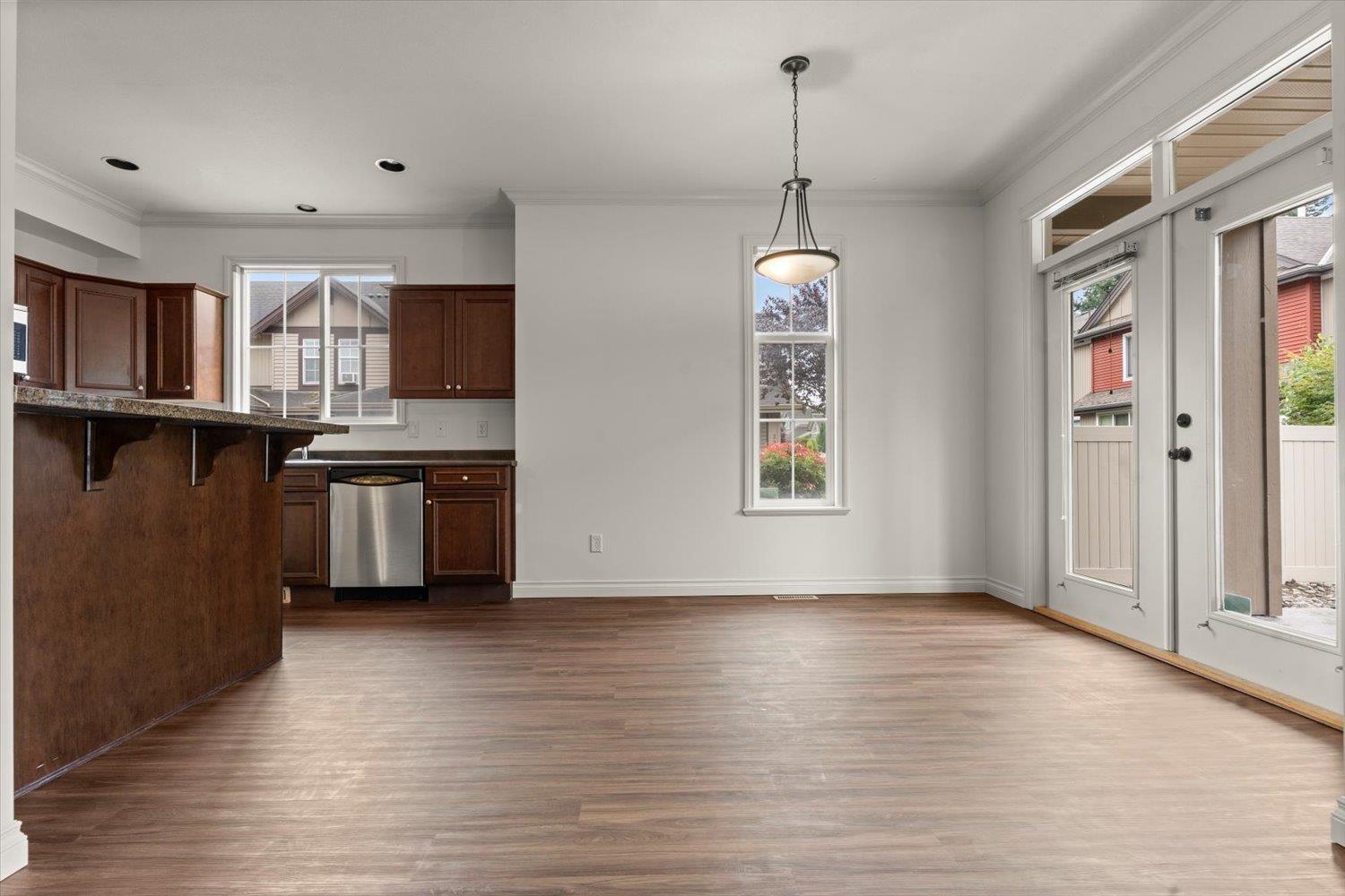 Photo 9 of 21 6577 Southdowne Place Sardis South, Chilliwack BC