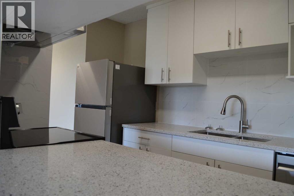 Single Family House for Sale in  c Huntsville Crescent NW Huntington Hills Calgary 