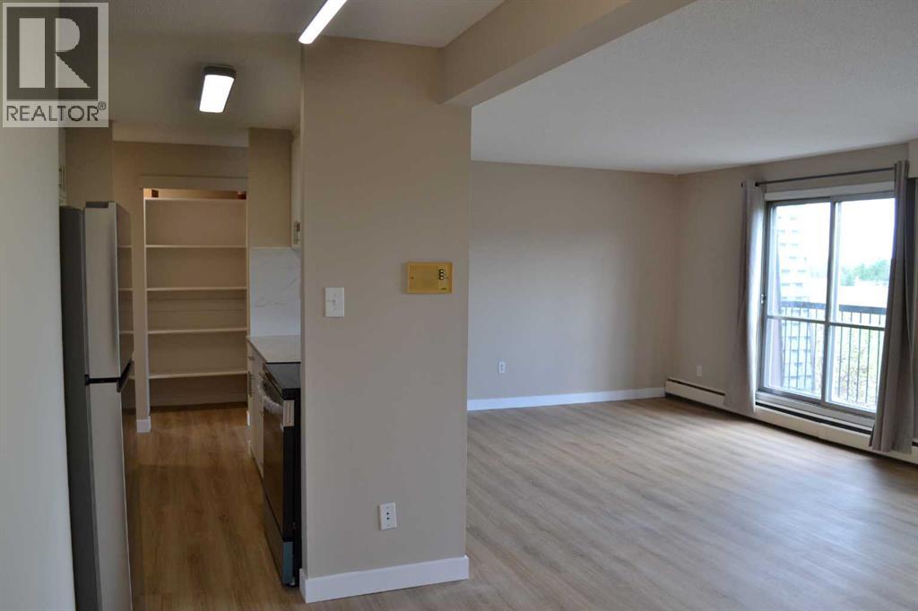 Single Family House for Sale in  c Huntsville Crescent NW Huntington Hills Calgary 