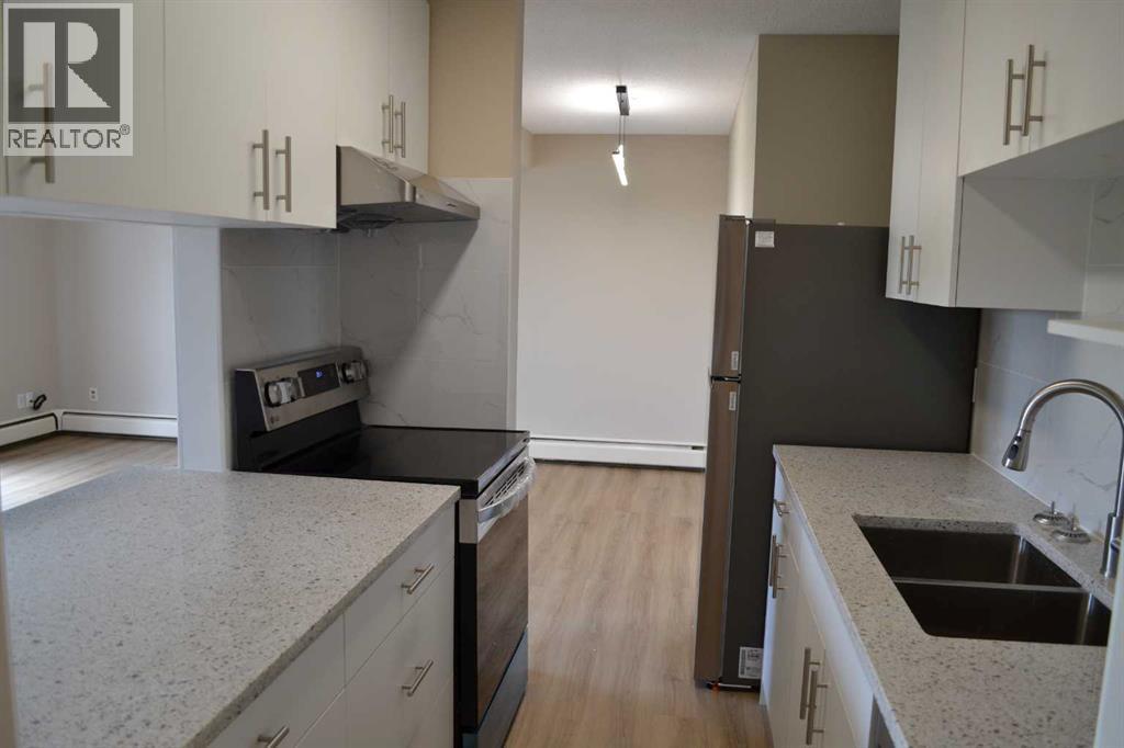 Single Family House for Sale in  c Huntsville Crescent NW Huntington Hills Calgary 