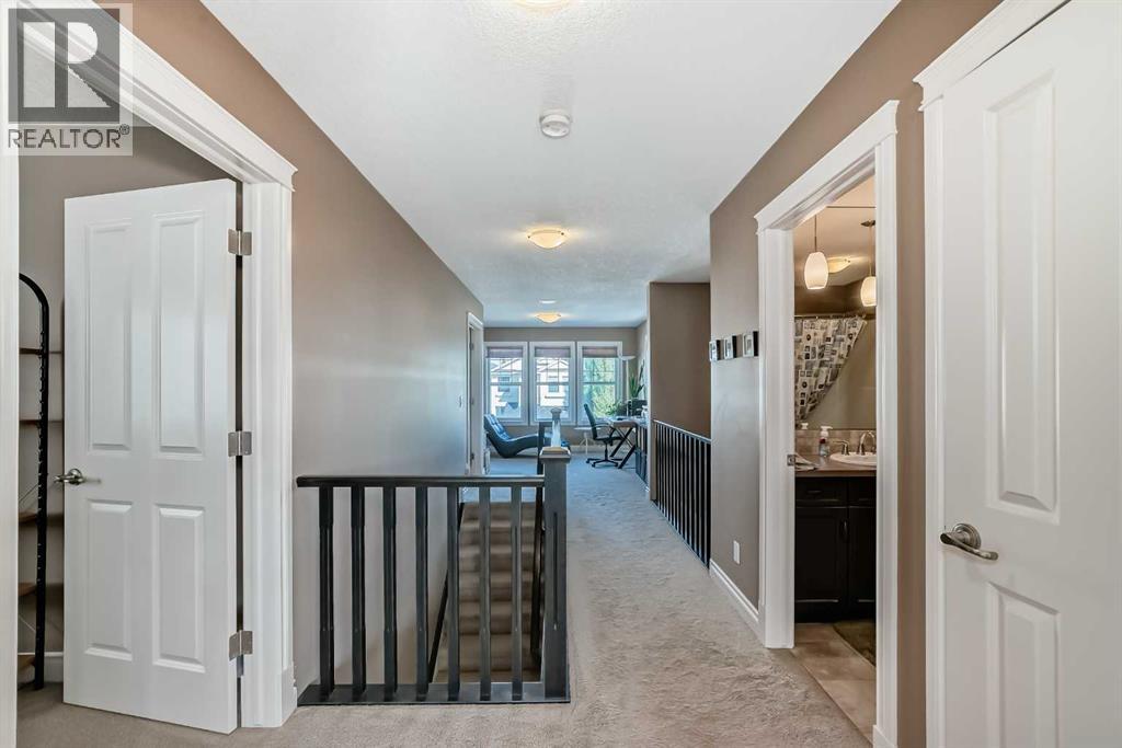 Single Family House for Sale in  Auburn Glen Drive SE Auburn Bay Calgary 
