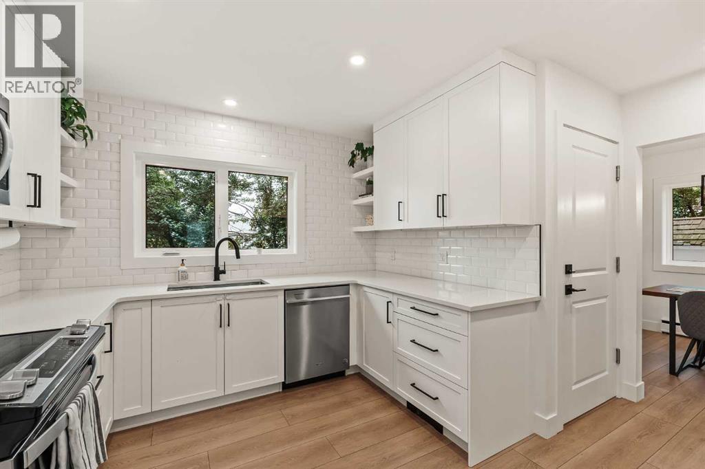 Single Family House Bungalow for Sale in  Kirby Place SW Kingsland Calgary 