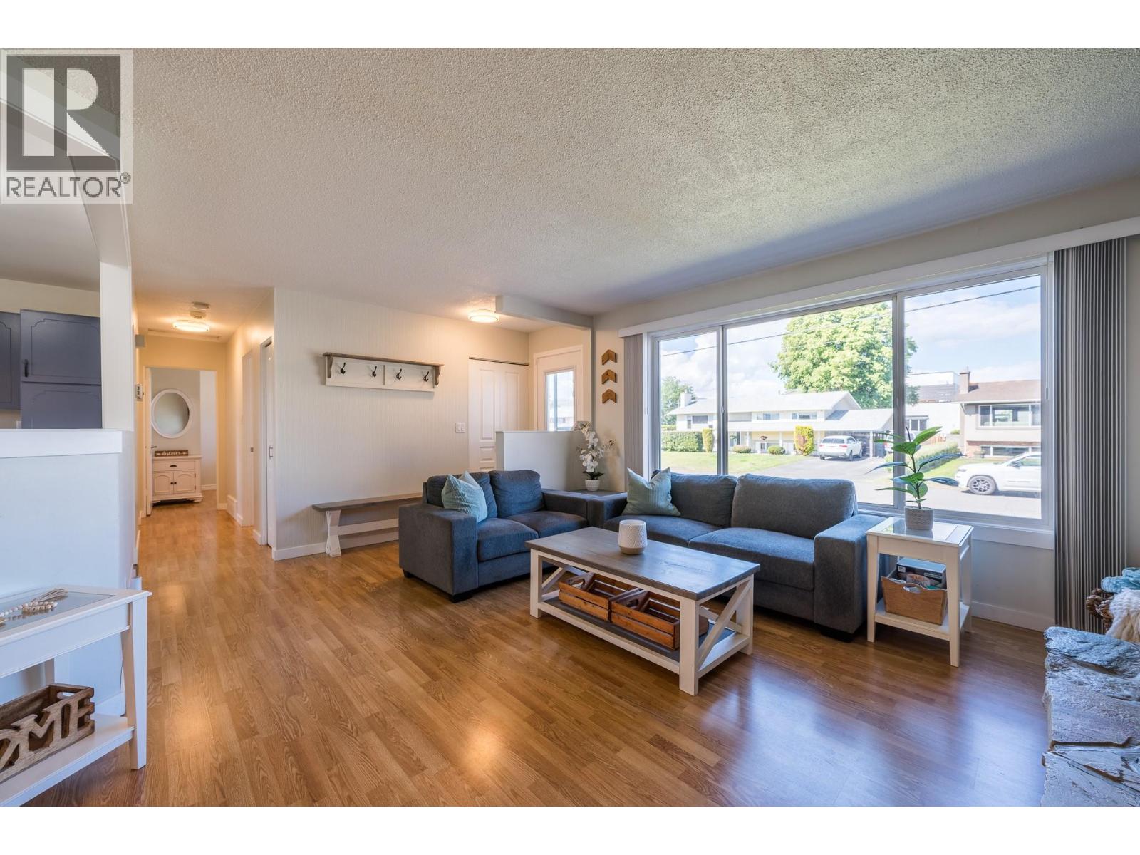 Photo 3 of 1139 Chateau Street, Kamloops BC
